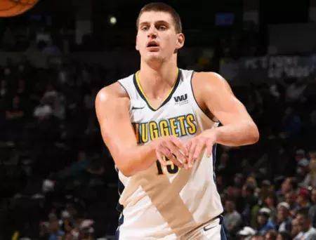 奥斯梅恩的 奥斯梅恩的